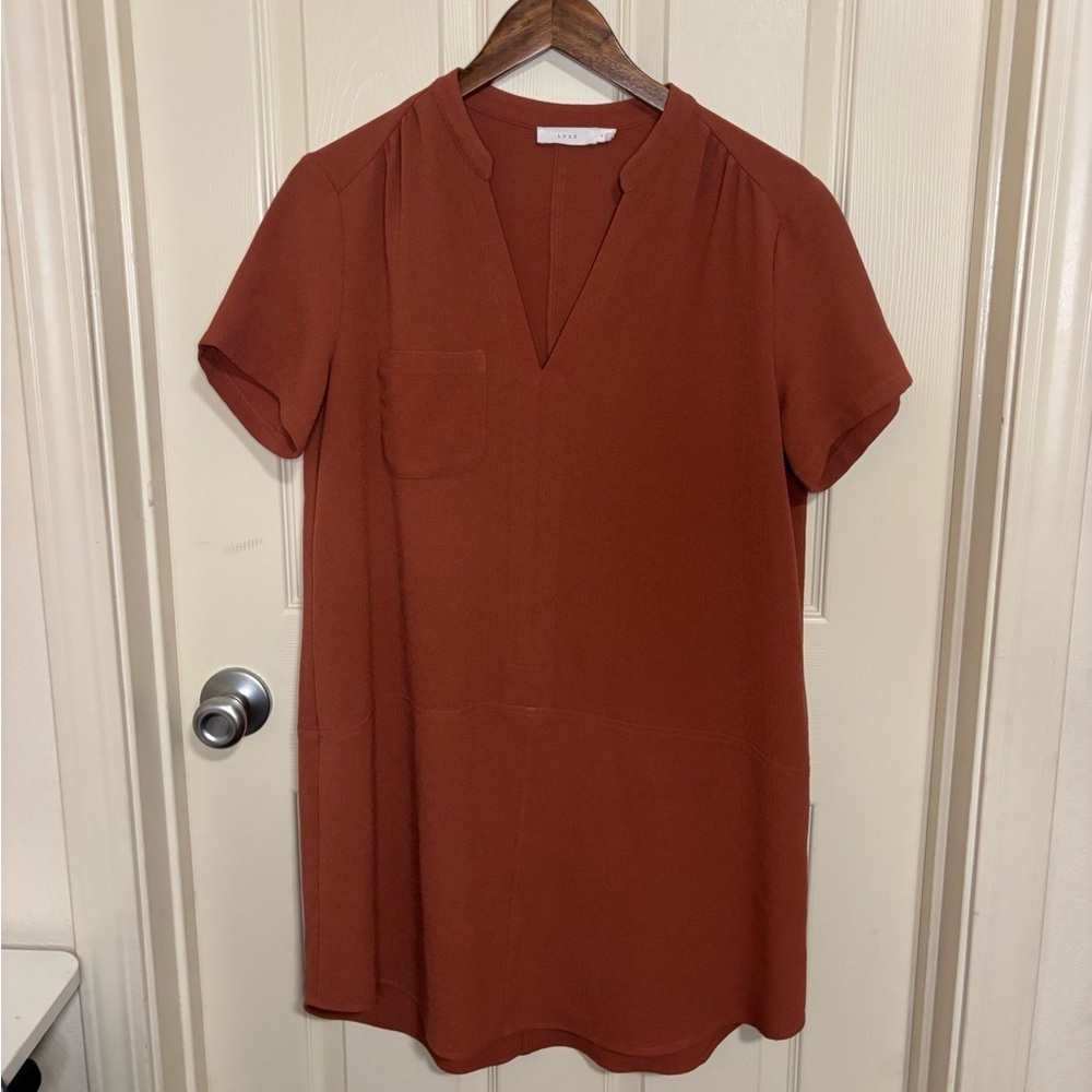 LUSH Rust Brown Short Sleeve Shift Dress | V-Neck | Size M autumn every day tim - Picture 3 of 8
